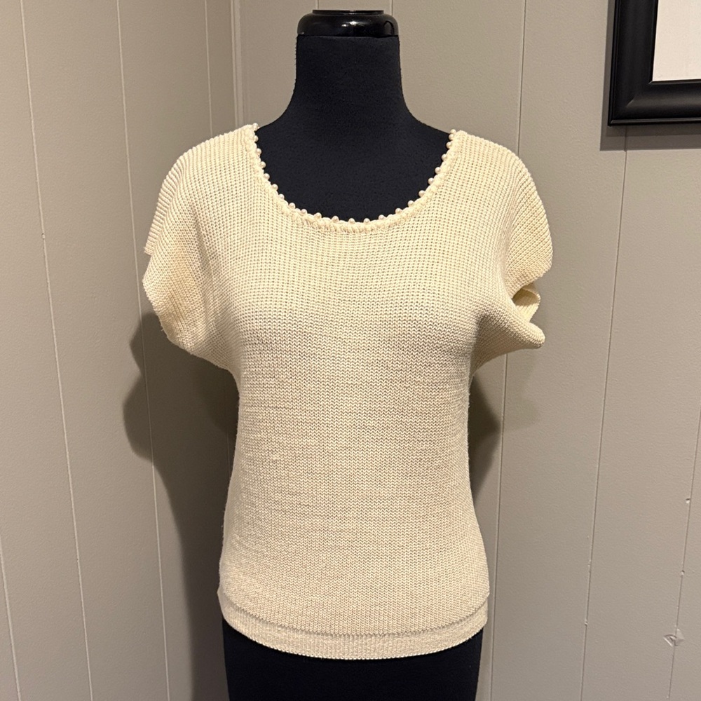 B16 DHI Elegant Cream Women's Large Scoop Neck Sweater Faux Pearl Neckline